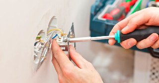 Электромонтажные работы Щербинка цена 459 руб Электрика под ключ
